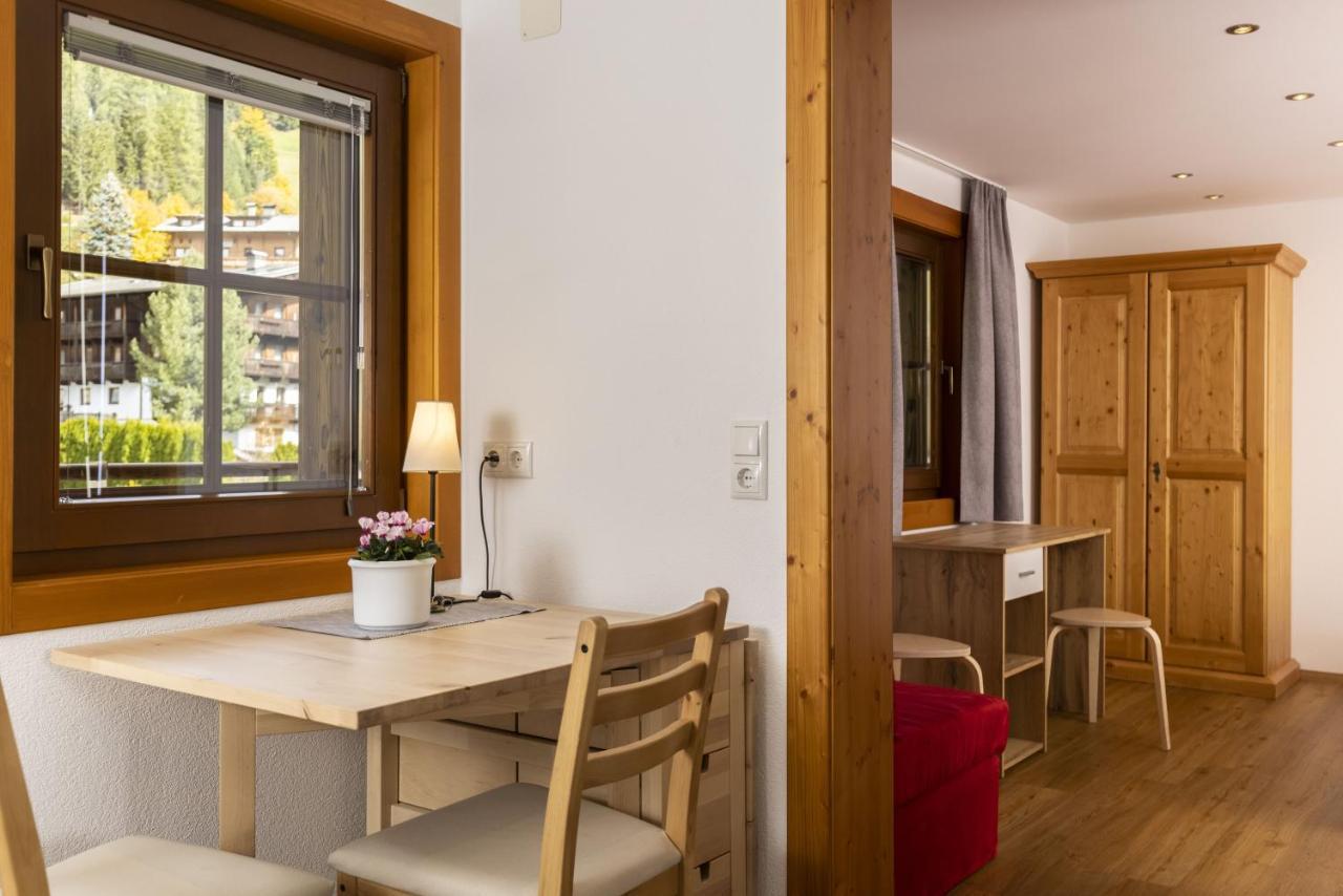 Апартаменты Haus Arnika Санкт-Якоб-ин-Деферегген Экстерьер фото